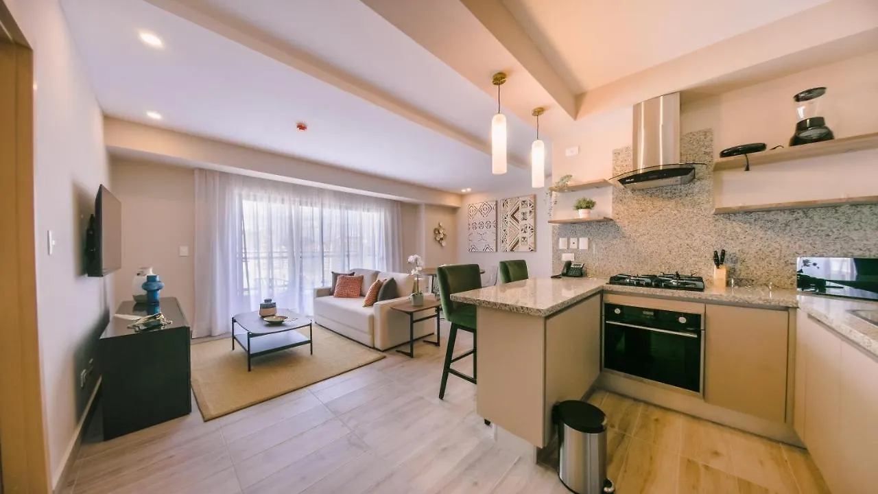 Fully Serviced Apartment At Regatta Living II - 905 Santo Domingo