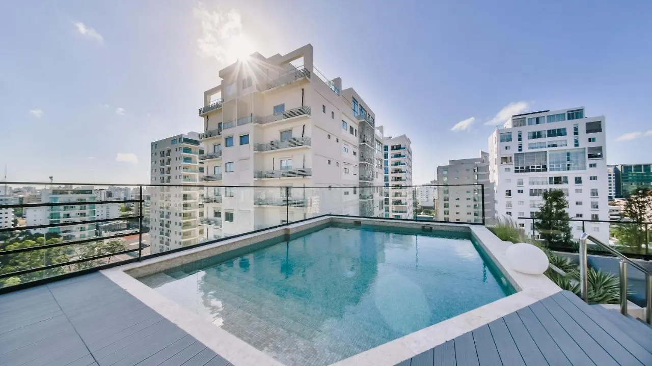 Fully Serviced Apartment At Regatta Living II - 905 Santo Domingo