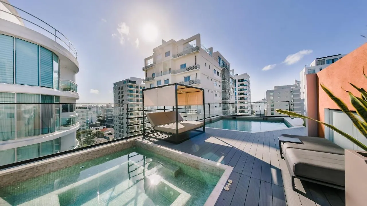 Fully Serviced Apartment At Regatta Living II - 905 Santo Domingo