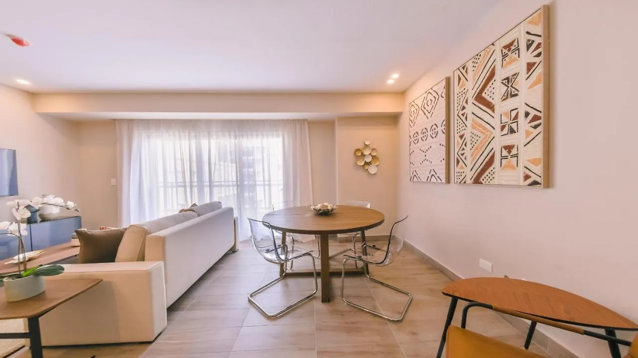 Fully Serviced Apartment At Regatta Living II - 905 Santo Domingo